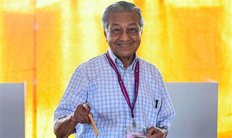 2018 election results by percentage. Malaysia election 2018: Shock victor Mahathir Mohamad ...