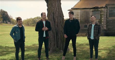 popular a cappella group performs chilling rendition of “in the garden” a cappella singing