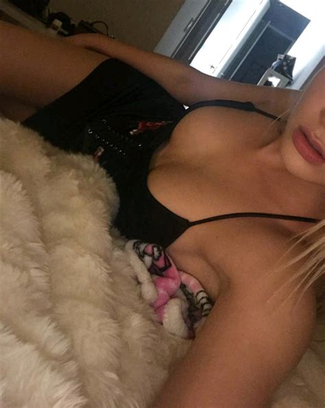 Hot Youtuber Alissa Violet Nude Leaked Private Selfies