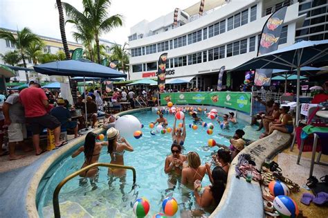 Best Pool Parties In Miami 2019 Where To Lounge And Party This Summer Thrillist In 2021 Hot