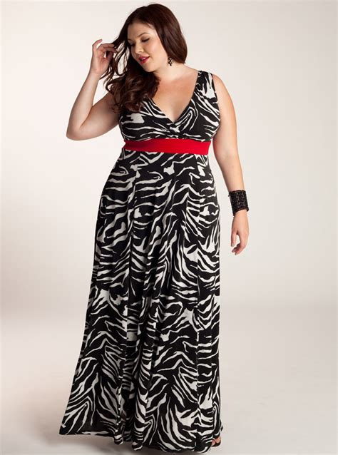 Maxi-Dresses-for-Plus-Size.jpg (1140×1536) | Plus size maternity ...