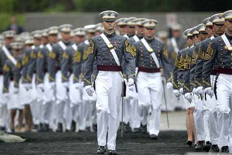 Obama Talks Leadership Militarys Future In 2014 West Point Graduation