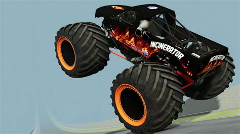 Monster Jam Insane Mud Battle Racing Jumps And Destruction Incinerator