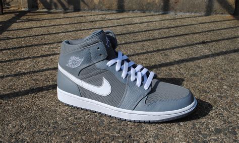 Nike dunk low black white review & on feet + sizing & resell predictions. Air Jordan 1 Phat Mid (Cool Grey) - Footaction Star ...