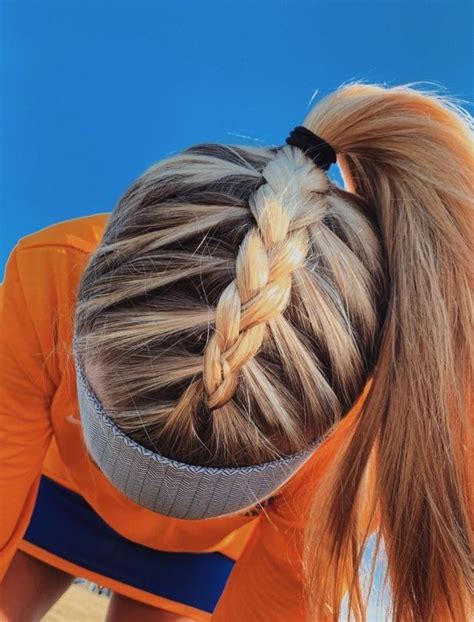 20 Easy Gym Hairstyles Hairstyle Catalog