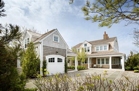 Inside A Well Collected Nantucket House By Bodronfruit 2021