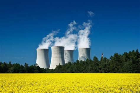 Energía Nuclear Historia Características Tipos Usos Y Mucho Más