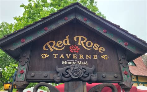 Red Rose Taverne Overview Disneyland Park Dining Dvc Shop