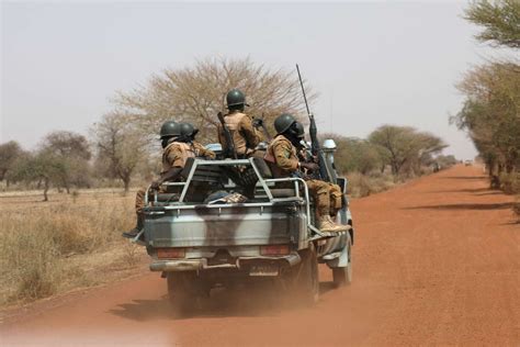 Burkina Faso Une Attaque Attribuée à Des Djihadistes Fait Plusieurs