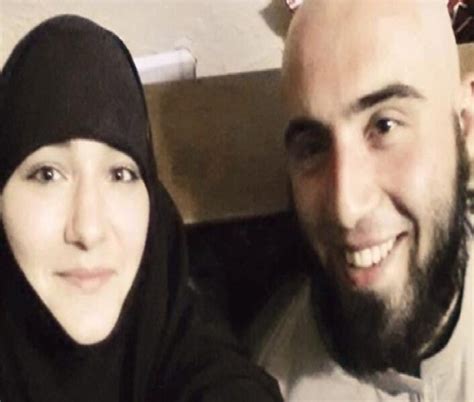 عکس زن بیوه داعشی به فرزند خود نیز رحم نکرد مجله اینترنتی دوستان