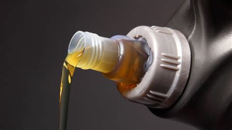 Pros And Cons Of Enhancing Your Oil With Additives