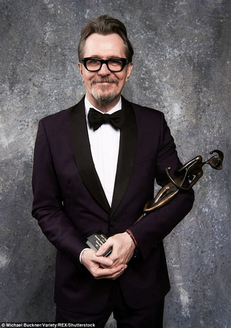 It focuses on winston churchill's (gary oldman). Gary Oldman collects award for Darkest Hour | Daily Mail ...