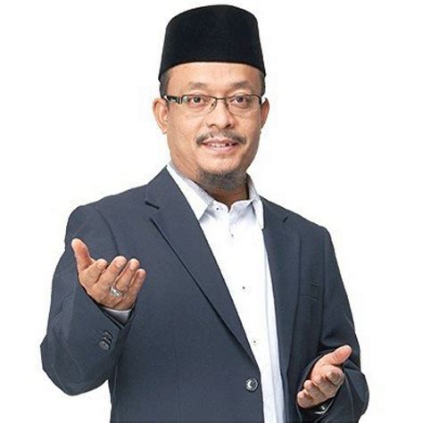 Datuk ustaz mohd kazim elias (lahir 28 november 1972) ialah seorang penceramah bebas dan personaliti media malaysia. UMRAH PENAMPILAN KHAS DATO USTAZ KAZIM ELIAS