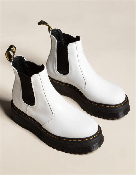 Dr martens vintage platform boots. DR. MARTENS 2976 Quad Platform Womens Chelsea Boots ...
