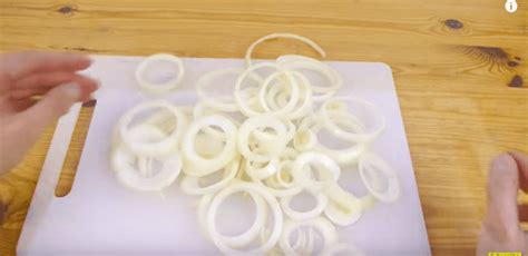 The Easiest Way To Slice An Onion Tiphero