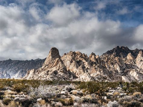 Hiking The Mojave Desert The Natural And Cultural Heritage Of Mojave