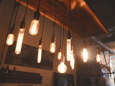 Hd Wallpaper Photo Of Edison Light Bulbs Hang On Ceiling Lighting