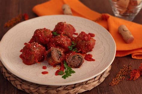 Maybe you would like to learn more about one of these? Braciole al sugo pugliesi - la ricetta originale spiegata ...