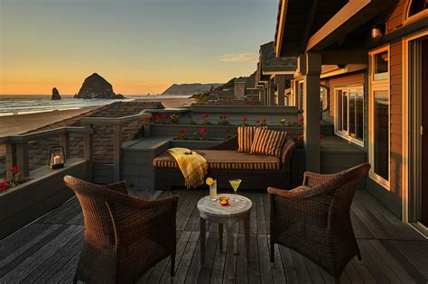 oceanfront dormer suite stephanie inn oceanfront hotel in cannon beach oregon