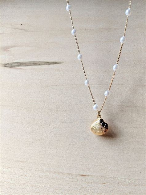 Pearl Necklace Gold Shell On Pearl Chain Gold Dipped SeaShell