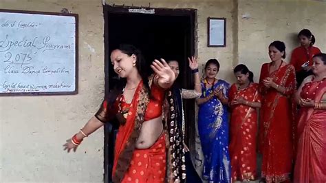Nepali Teacher Hot Navel Show While Dancing In Red Saree Mkv Snapshot 00 20 862 — Postimages
