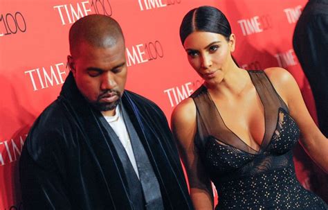 Video Kanye West Et Kim Kardashian Une Femme Tombe à Leurs Pieds Ils La Méprisent