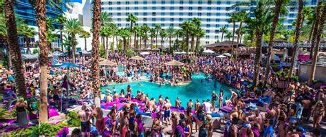 Top Hip Hop Pool Parties And Dayclubs In Las Vegas Discotech The 1