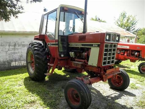Ih 886 Farmall International Harvester Tractors Tractors