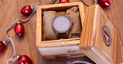 A Slice of Brie: The Perfect 5 Year Wedding Anniversary Gift