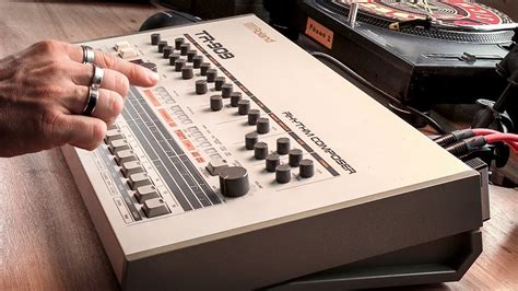 Roland Tr 909 Famous Patterns Youtube