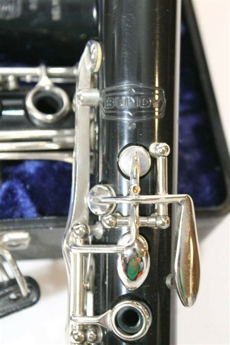 Vintage Bundy Resonite Clarinet By Arlington Mall Case With The Company