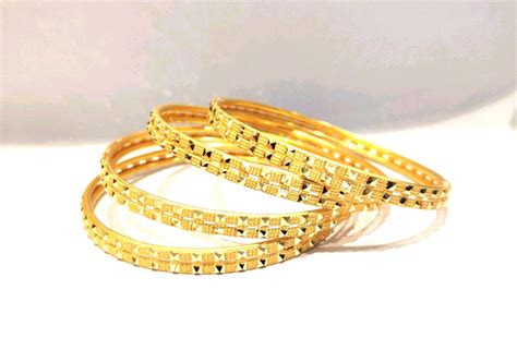20 Gram Gold Bangles Designs In Joyalukkas