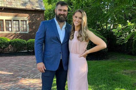 Jason Kelce Met His Wife Kylie On Tinder — And Fell Asleep At The Bar