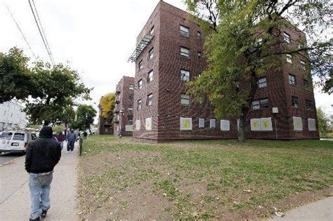 Plans To Replace Elizabeth Apartments In Jeopardy