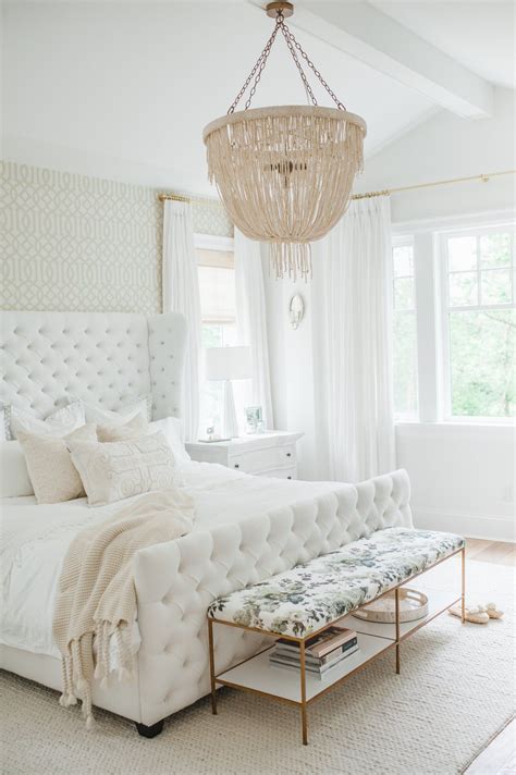 The Best Design Instagrammers To Follow For Gorgeous Home Inspo Bedroom Interior All White