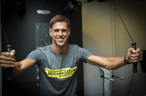 Het ouderlijk huis van dorian van rijsselberghe ligt daar vlakbij en is zo'n plek die je iedere zoon of dochter zou gunnen. Windsurfer Dorian van Rijsselberghe wellness ambassadeur ...