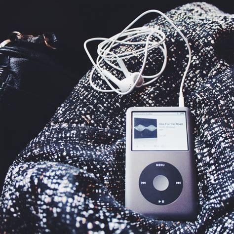 8tracks Radio Covers 9 Songs Free And Music Playlist