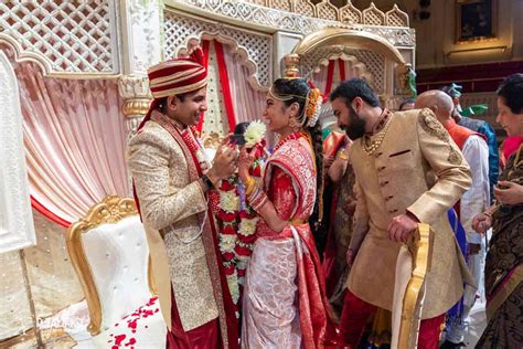 Varmala Indian Wedding Tradition Ptaufiq Photography