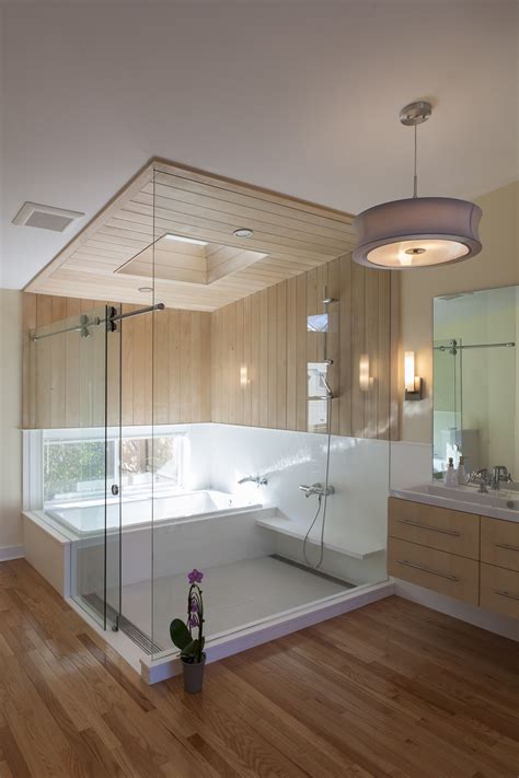 It comes in a complete set of freestanding tub filler in chrome finish, a hand spray, and a sleek drain. An ofuro - soaking tub and shower combination for a ...