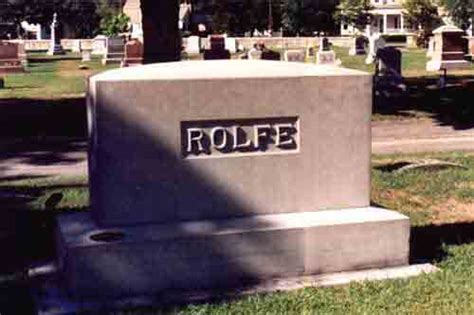 Red Rolfes Grave