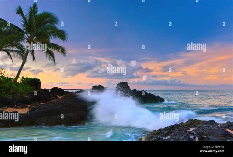 Sunrise At Secret Beach Kihei Maui Hawaii Stock Photo Alamy