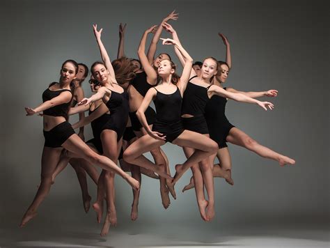 Cinco Benefícios Da Dança Para O Corpo E Para A Mente Ballet
