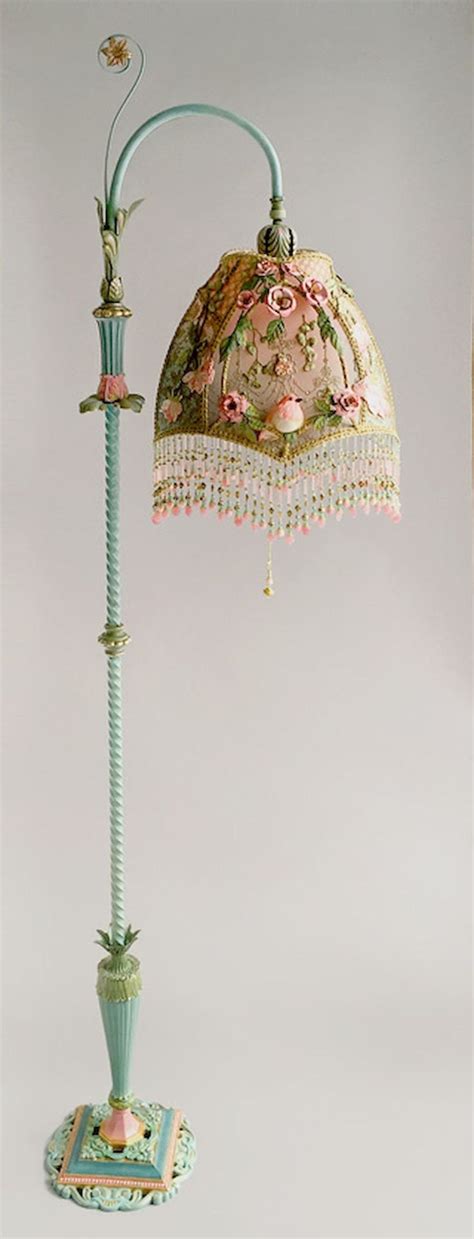 44 Vintage Victorian Lamp Shades Ideas For Bedroom 13 Vintage Shabby