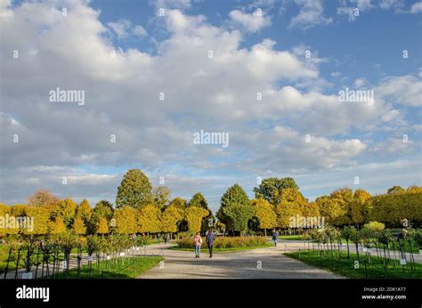 Things To Do In Vienna In Autumn Schoenbrunn Palace And Park Stock