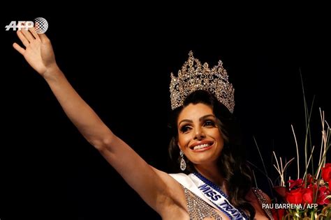La Brésilienne Rafaela Manfrini Sacrée Miss Trans Star International