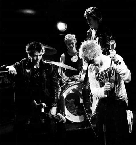 archive entertainment on wire image sex pistols photos and images getty images