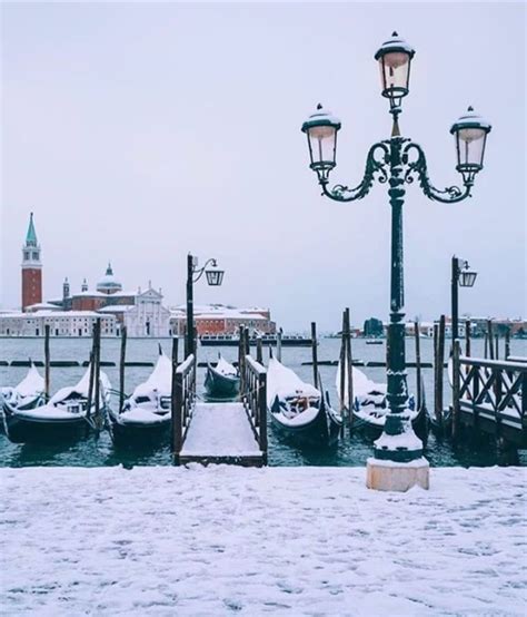 Snow In Venice Rain Photography Street Photography Travel Inspo