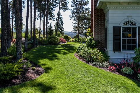 Hangman Valley Colonial Spokane Landscape Design — Pacific Garden Design
