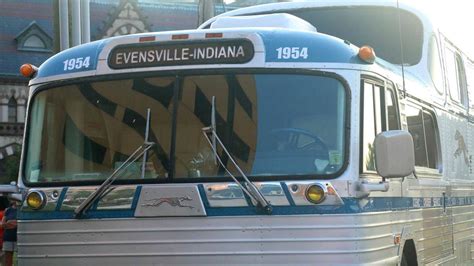 All Aboard Vintage Buses Arrive In Evansville For Weekend Rally