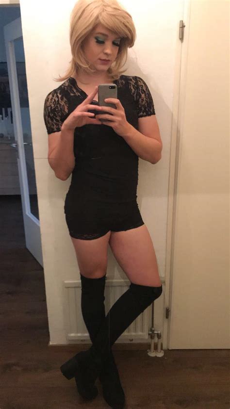 Gettin Ready First Picture On Reddit R Crossdressing